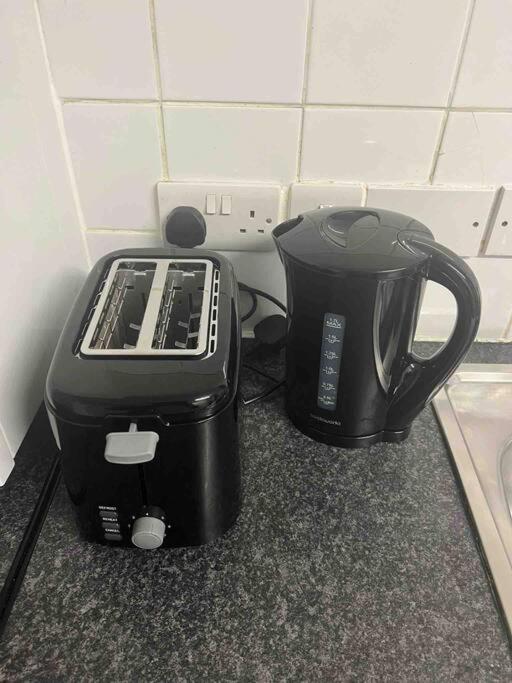 Spacious One Bedroom Private Flat In Brixton +Wifi London Exterior foto